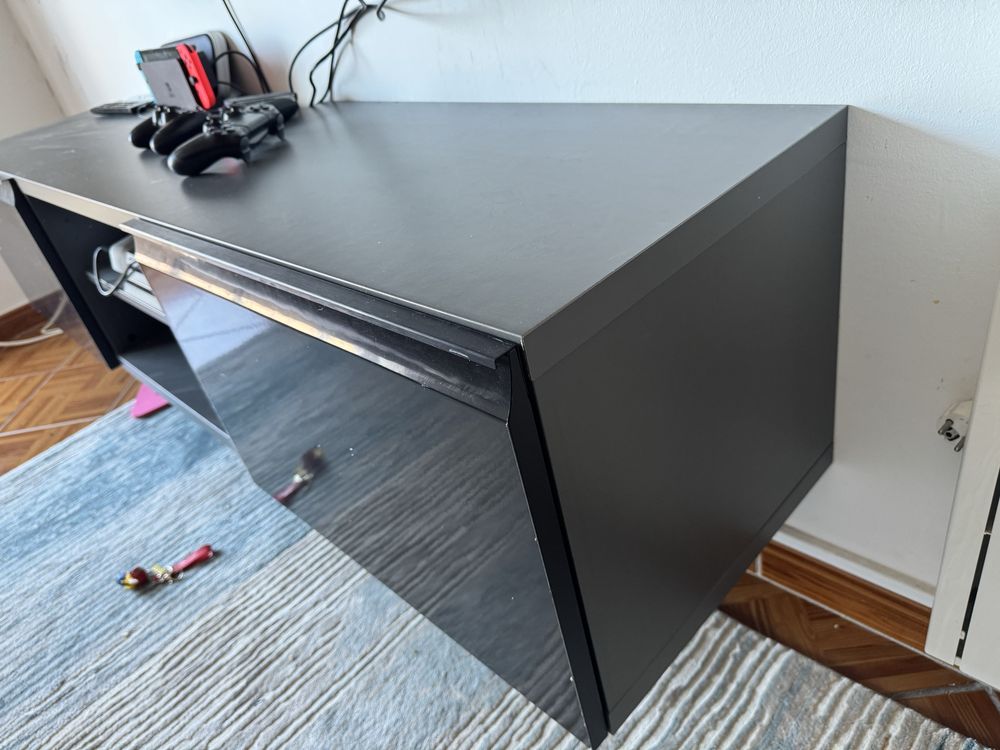 Mesa de sala IKEA impecável