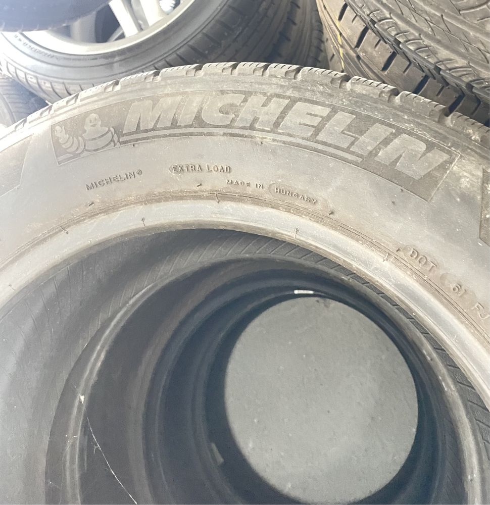 Pneus 235/55 R17