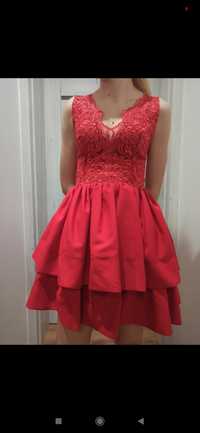 Czerwona elegancka rozkloszowana sukienka Bicotone 34 XS / S, koronka