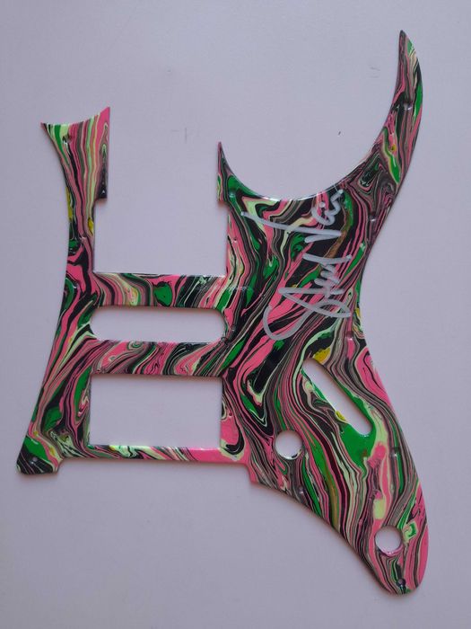 Vendo várias pickguards para guitarras Ibanez