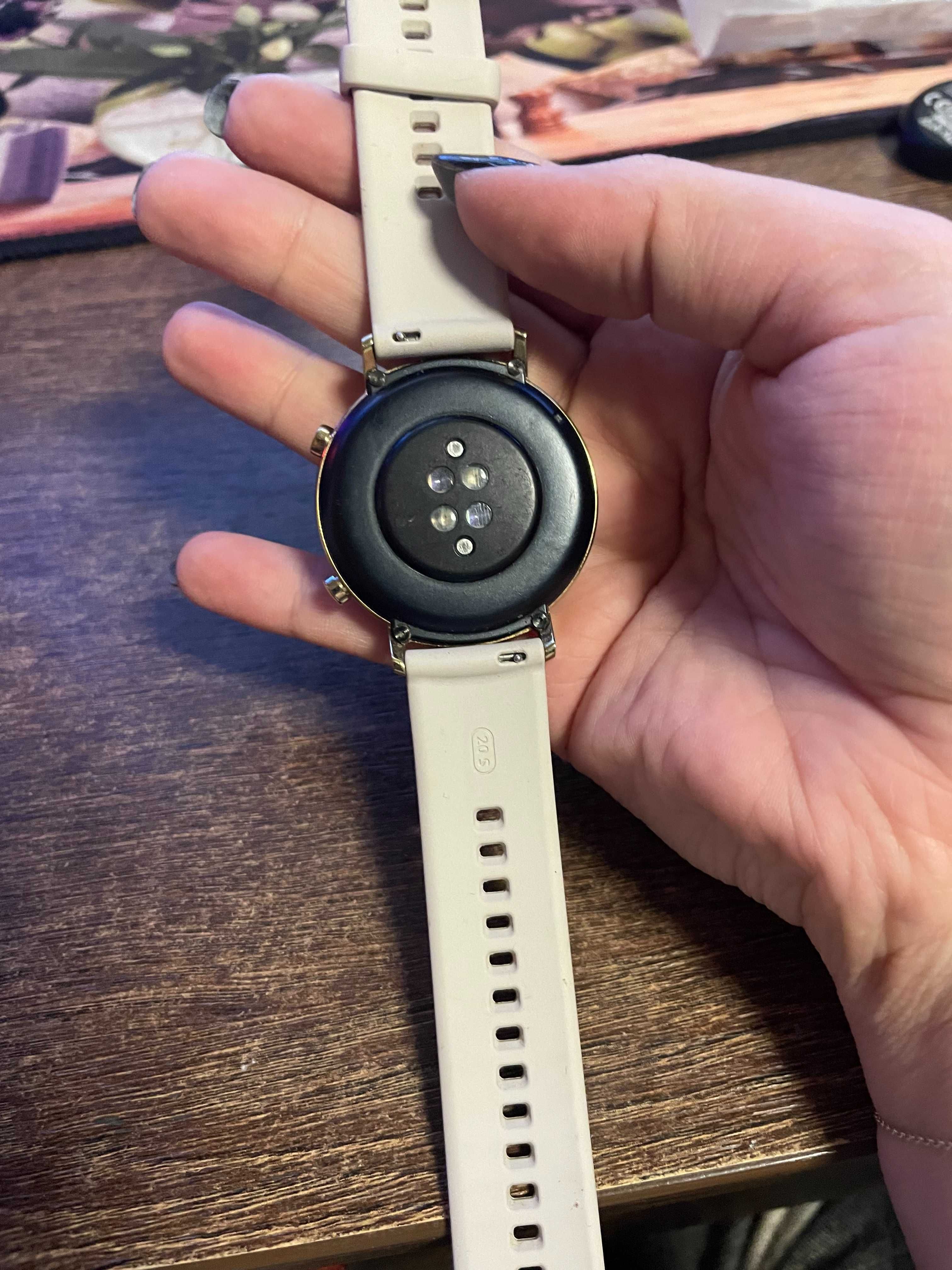 Smartwatch HUAWEI Watch GT2 kremowa opaska