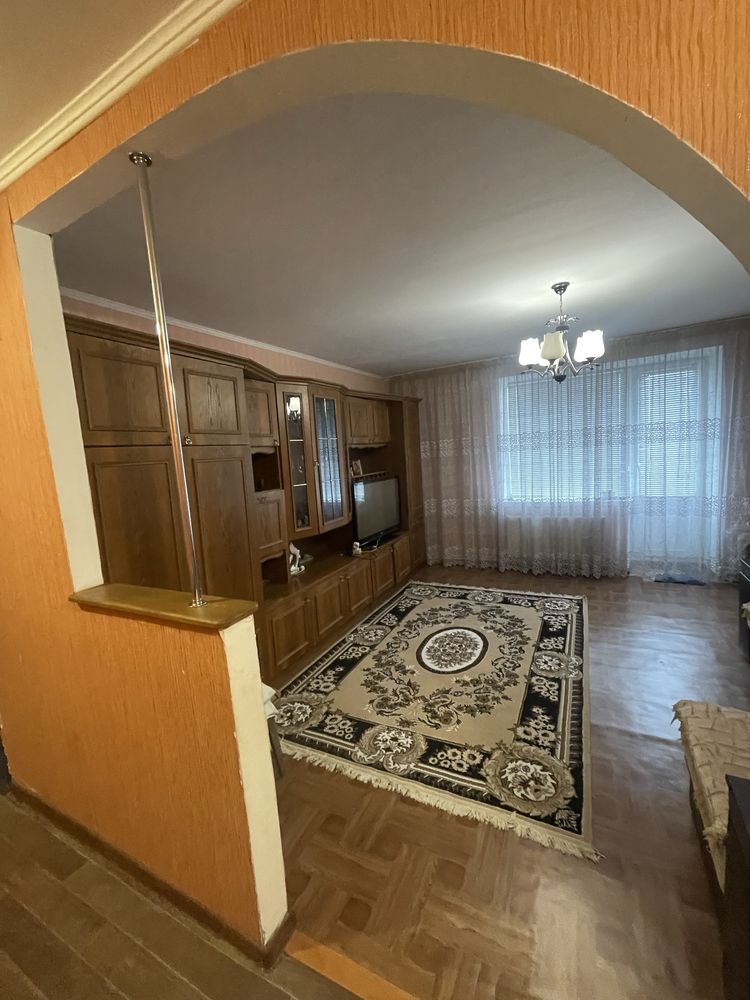 Продам 3 к. квартиру по вул.Житомирській