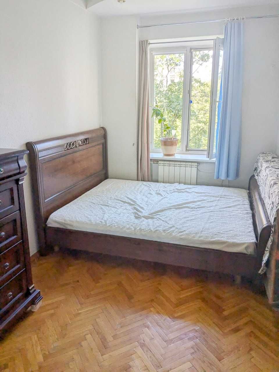 2х квартира метро Палац украина