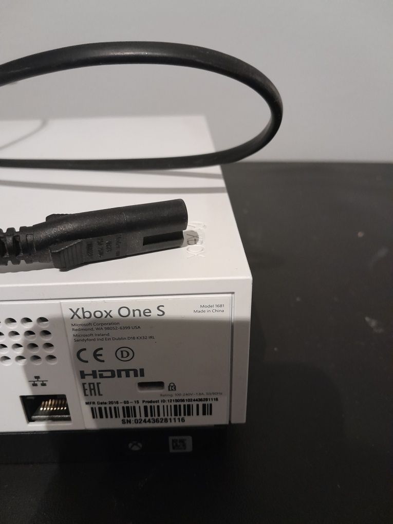 Xbox one S konsola