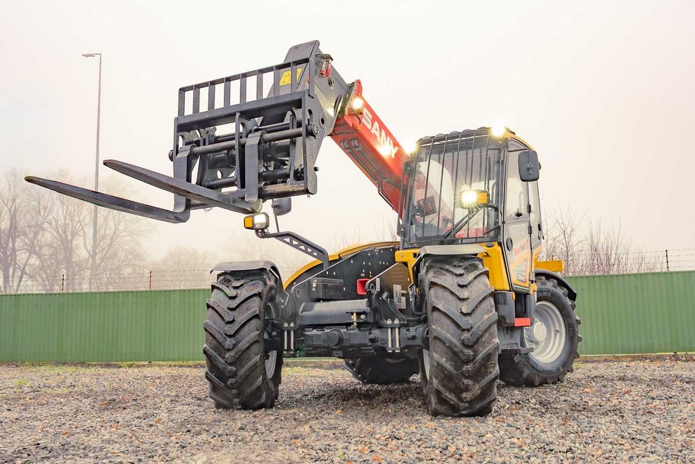 Телескопічний навантажувач Sany STH742 2025 (7м, 4.2т.)