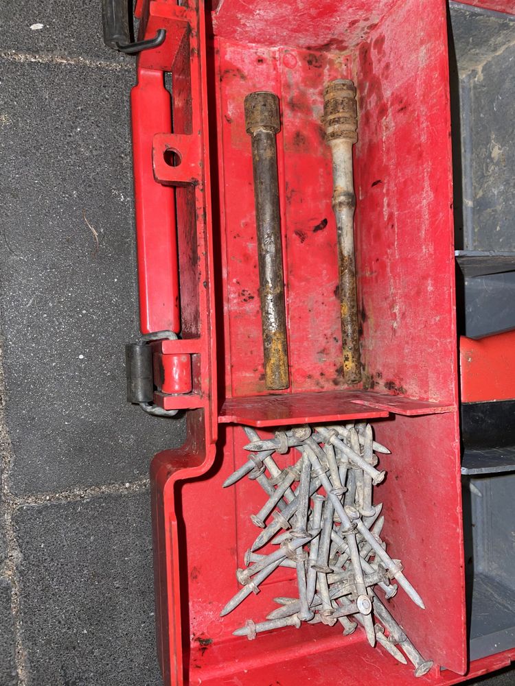 Hilti DX350 osadzak gwozdziarka bosch