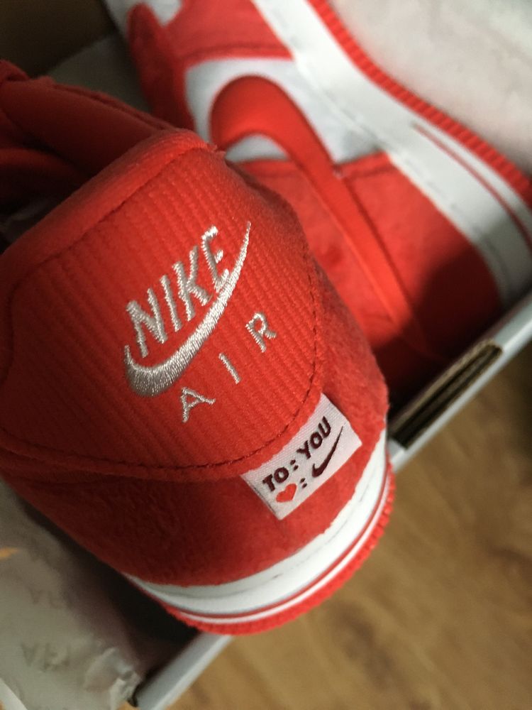 Nike Air Force 1 Valentine’s Day Red White