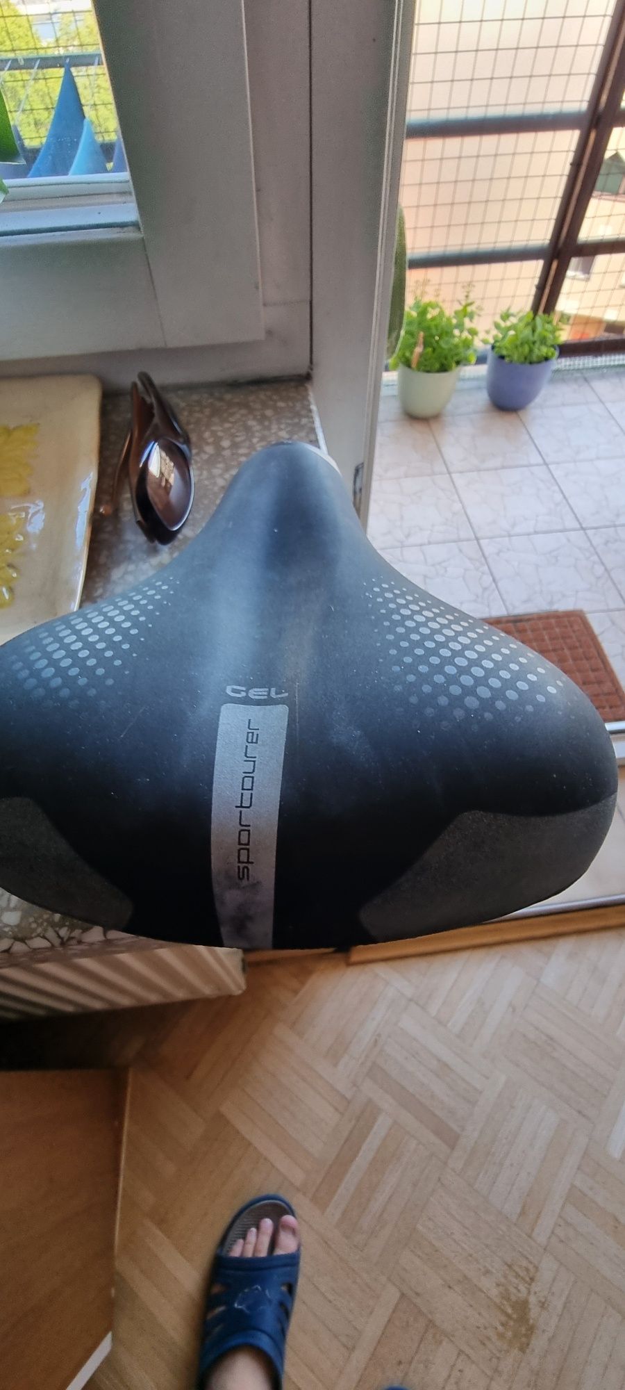 Siodełka rowerowe po 30 zł