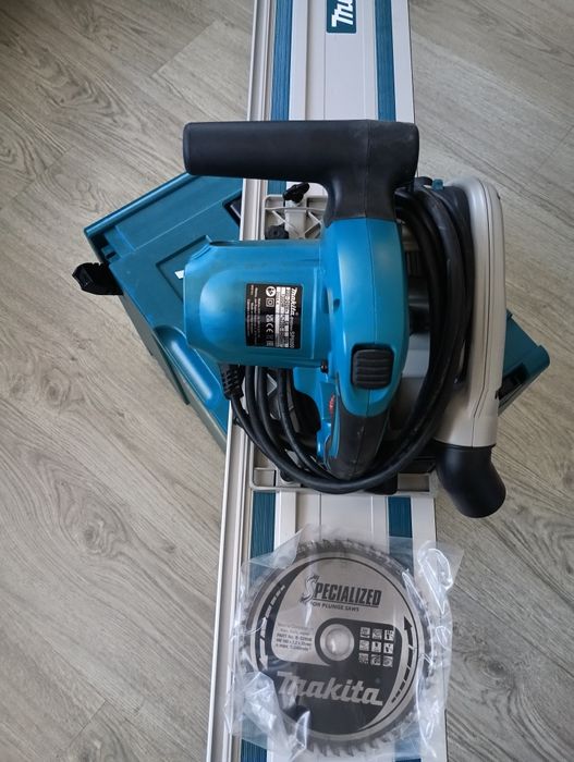 Serra de incisão Makita sp 6000 rigorosamente nova.