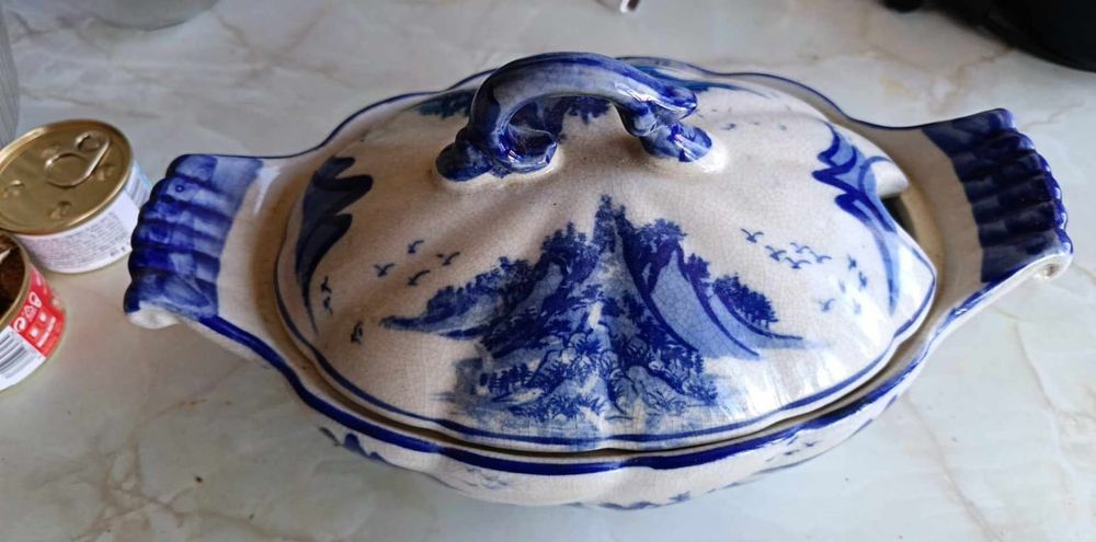 Tres peças  antigas de loicá antiga