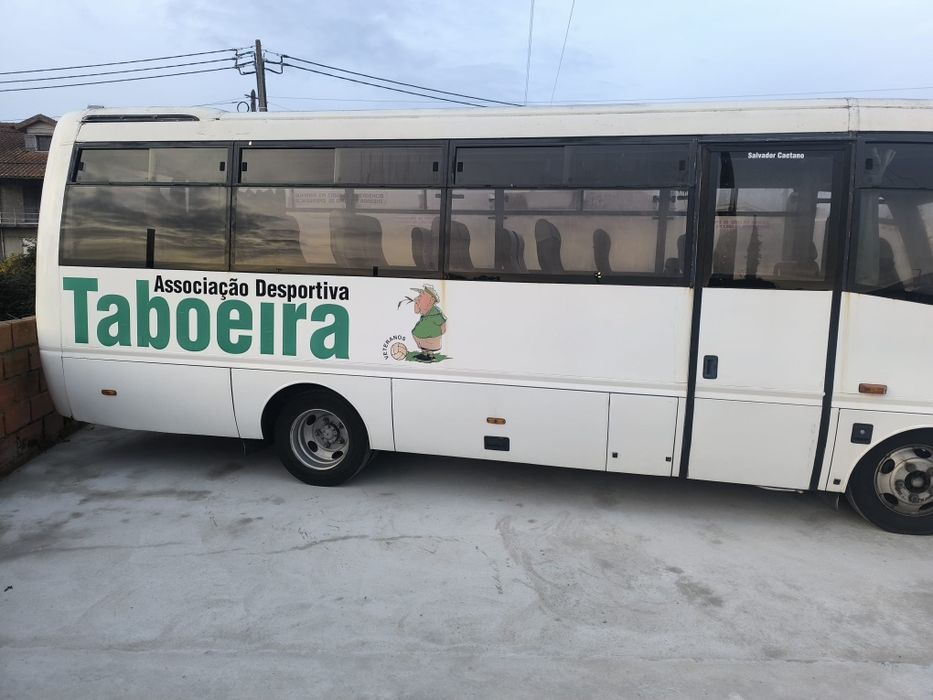 Autocarro 28 lugares