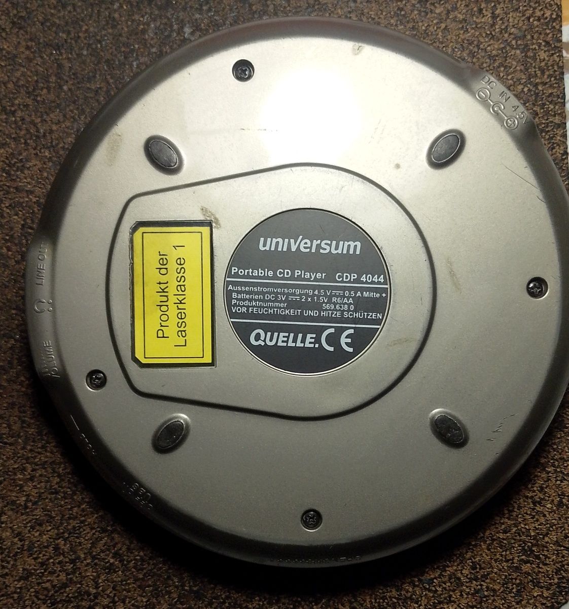 CD плеєр universum player