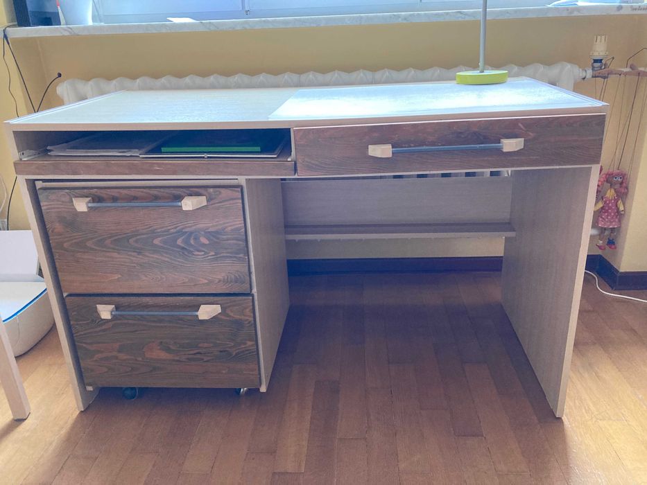 Zestaw mebli młodzieżowych VOX