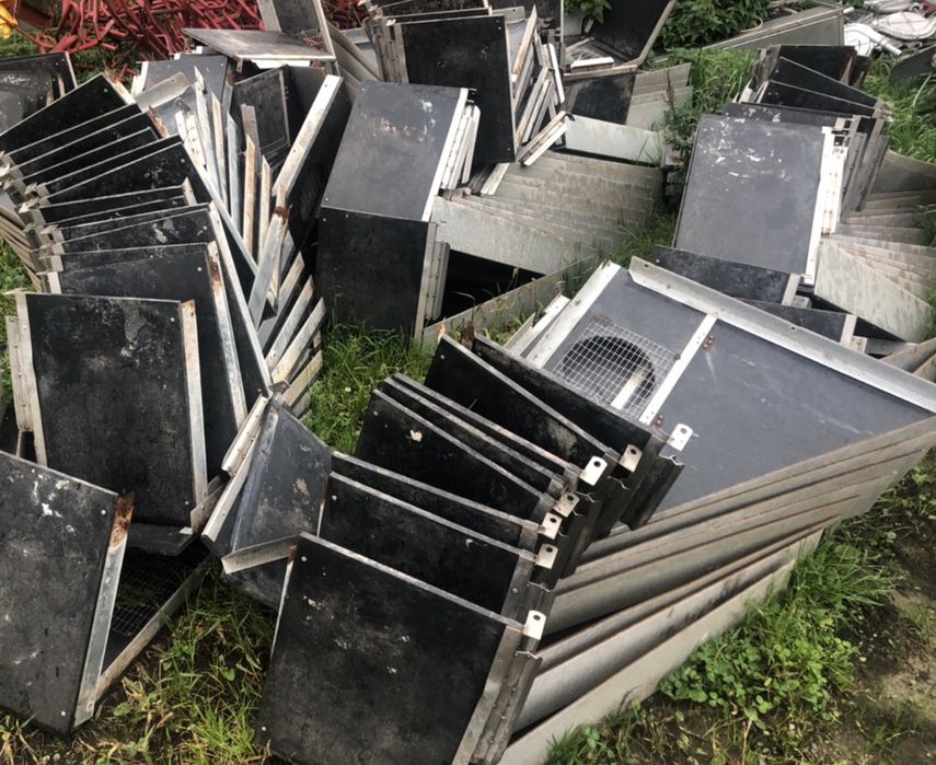 Wygrodzenia dla prosiąt wokół KOJCA PORODOWEGO - 250cm x 160cm KOMPLET