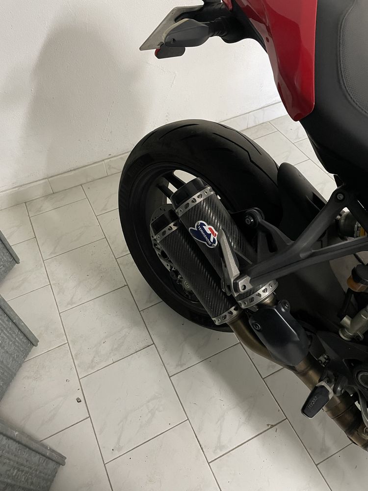 Ducati Monster 821