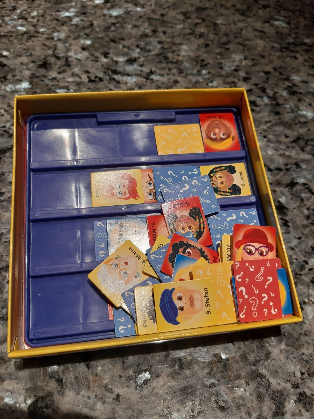 Gra McDonald kolekcja limited happy meal zgadnij kto to guess who puzz