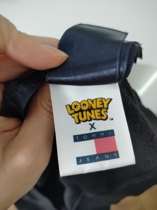 Bluza damska Tommy Hilfiger r M Jeans Looney Tunes czarna