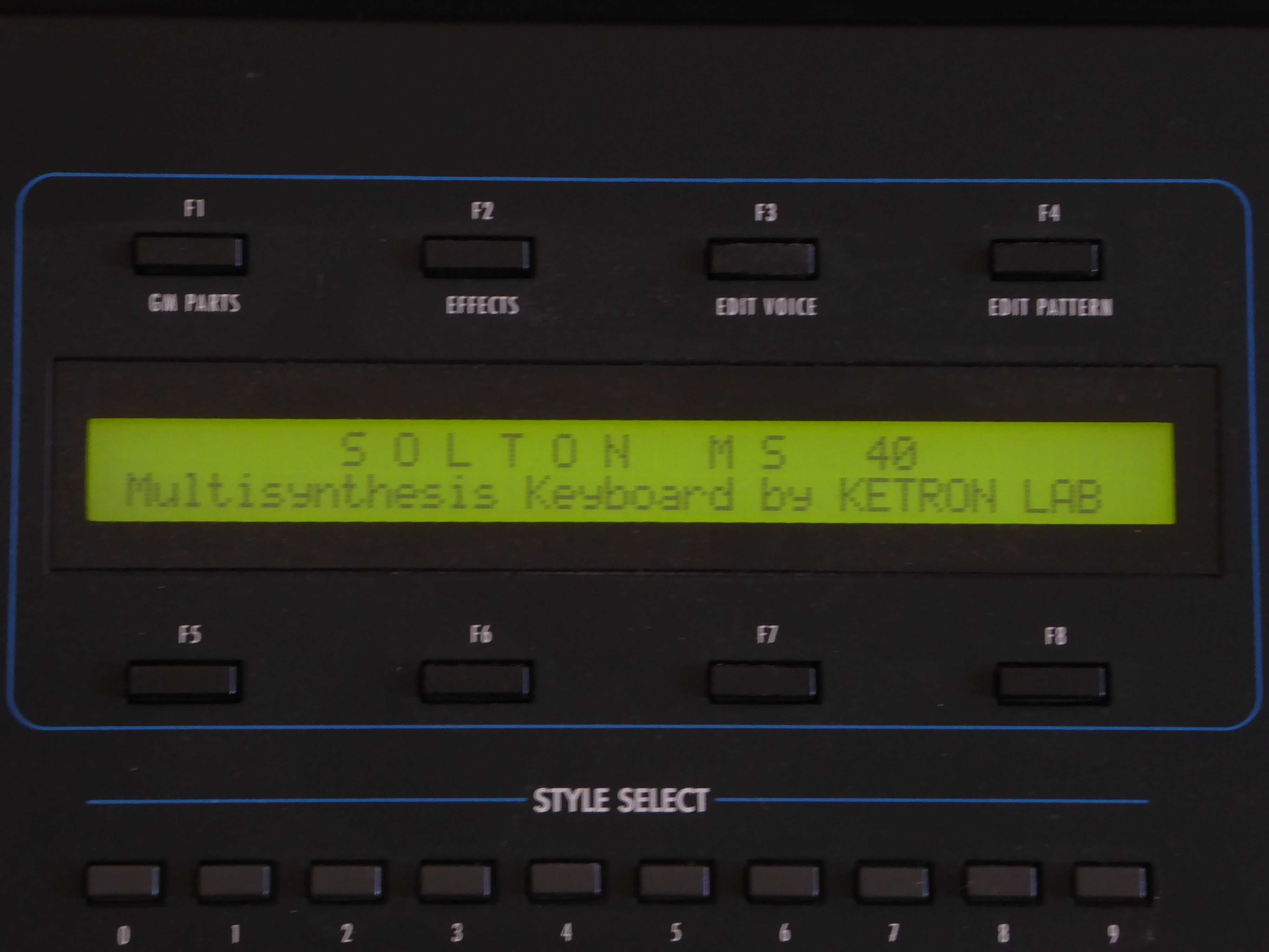 Modul dzwiekowy Solton by Ketron MS 40 + kontroler nozny FS 13.