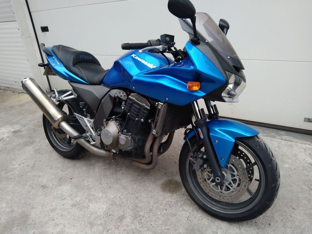 Kawasaki Z750s A2