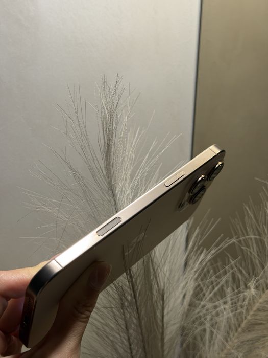 Iphone 16 pro max, 256gb DESERT TITANIUM e-sim