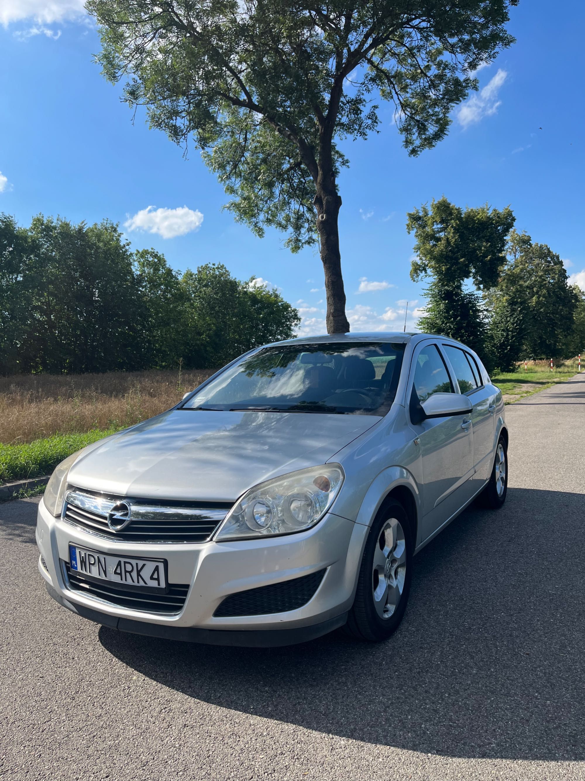 Samochód OPEL ASTRA H 1.3 CTDI