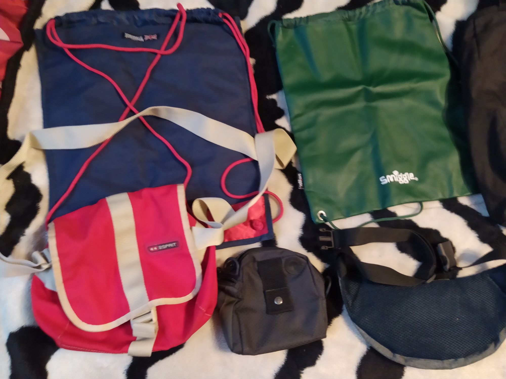 Рюкзаки разные Kerrimor, Quechua, Nike, Adidas,