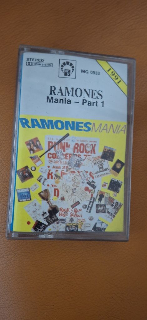 Kaseta - Ramones, Mania