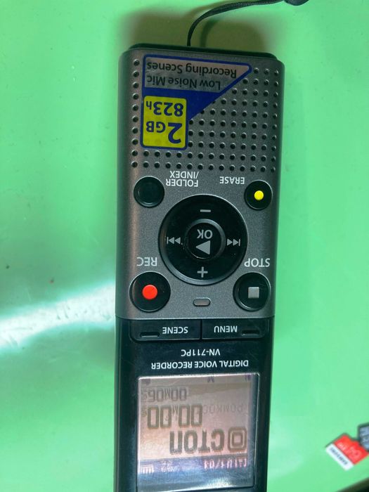 Диктофон Olympus VN-711PC 2GB Grey в идеале