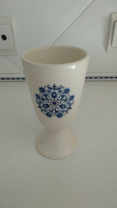 Jarras e castiçal antigos