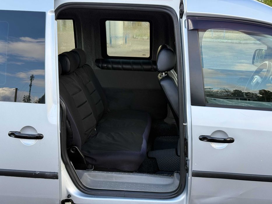 Продам VOLKSWAGEN Caddy пас 2004 1.9d механiка