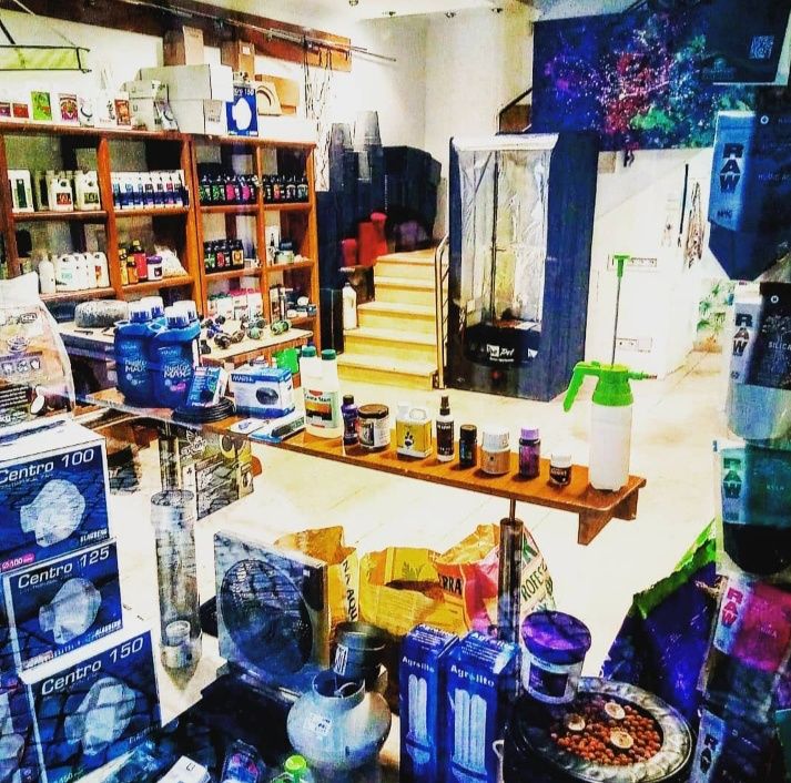 Material de cultivo a 50% de desconto grow shop