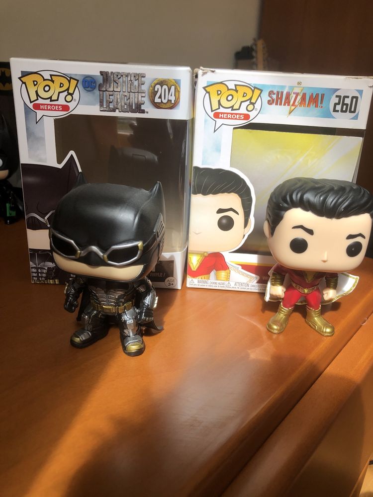 Pops Funko: DC (Batman, Wonder Woman, Hawkgirl, etc)