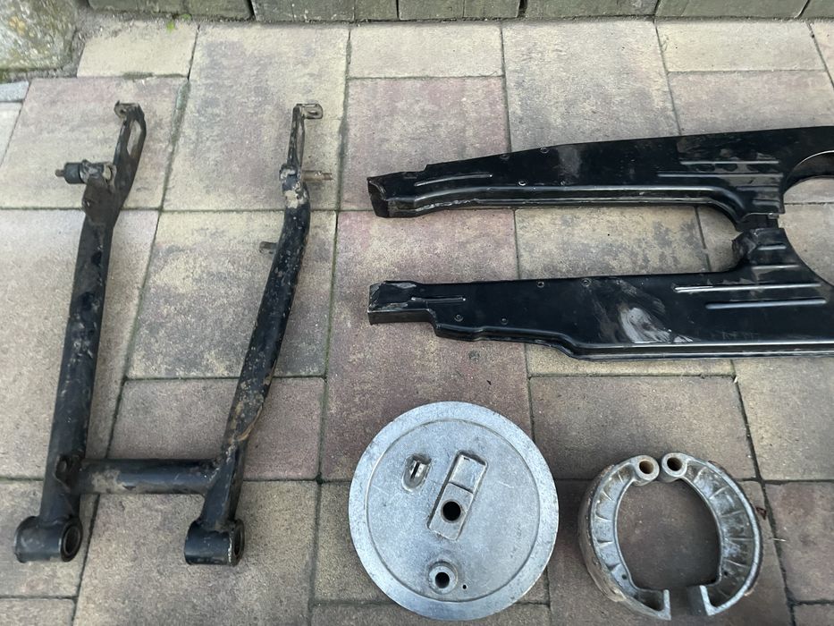 Sprzedam cześci do wsk i cezet