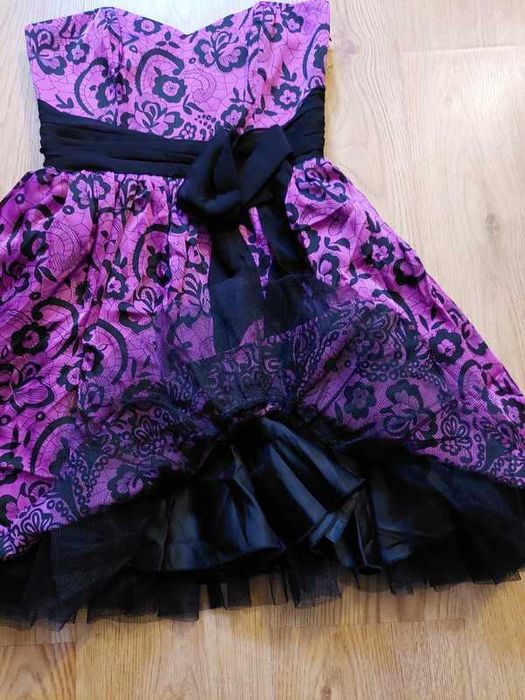 Nowa sukienka Lipsy London S 36 M 38 fiolet czarny wzór pin up