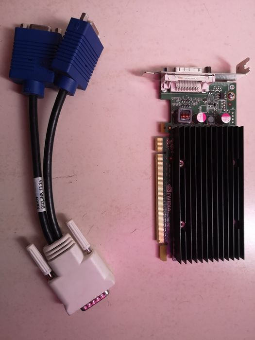 NVIDIA NVS300 Quadro Graphics Card and Cable64550646059650121