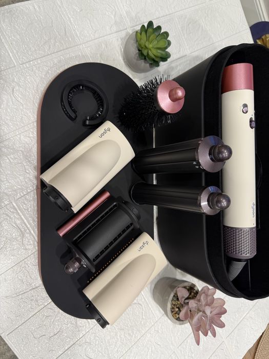 Акція Стайлер DYSON HS-01