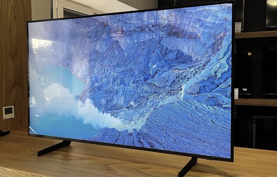Samsung 50Q8FA QLED 4K Smart TV — Новий, преміум серія 2025 року