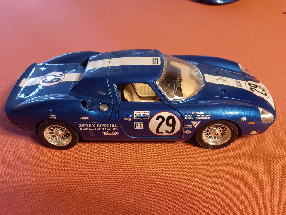 Модель коллекционная Ferrari 250 LE Mans Burago 1:18