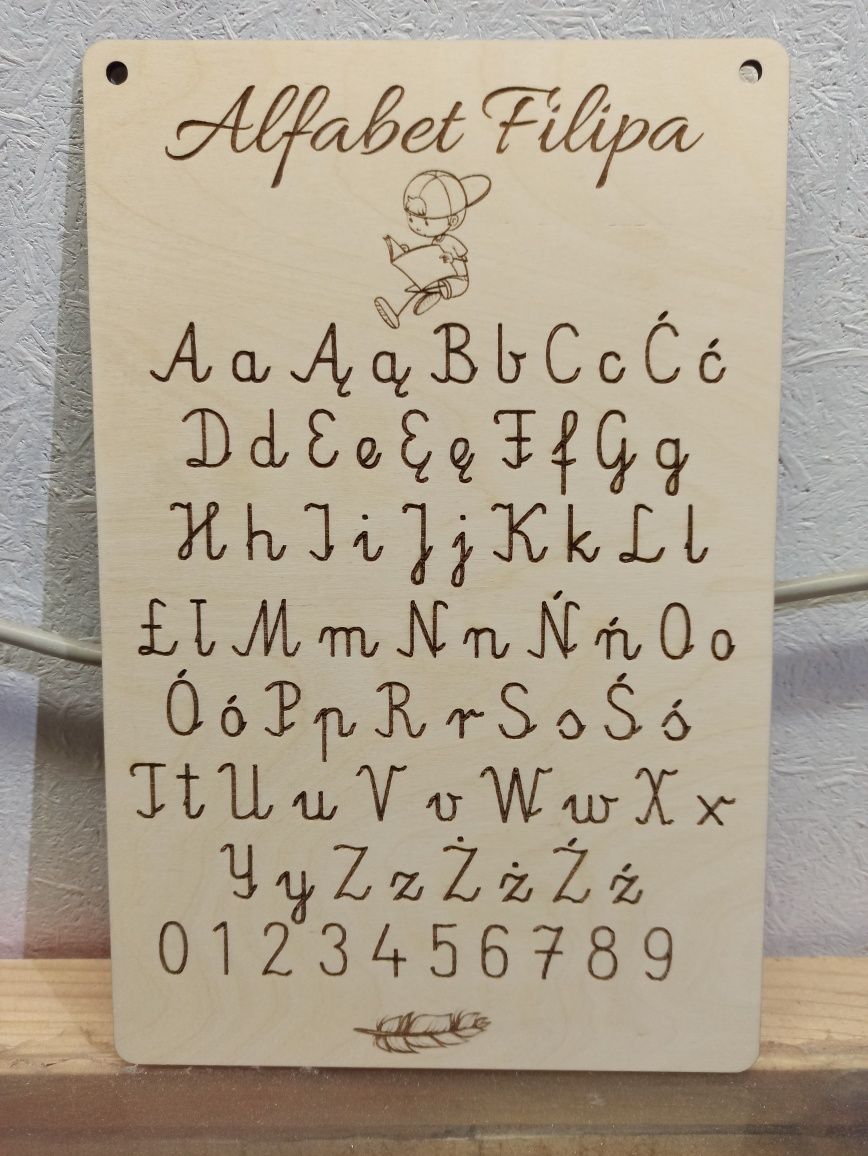 Personalizowany alfabet do zawieszenia