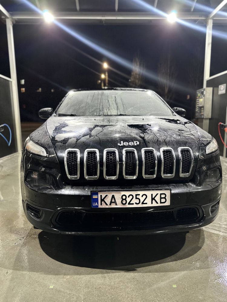 Продам Jeep Cherokee