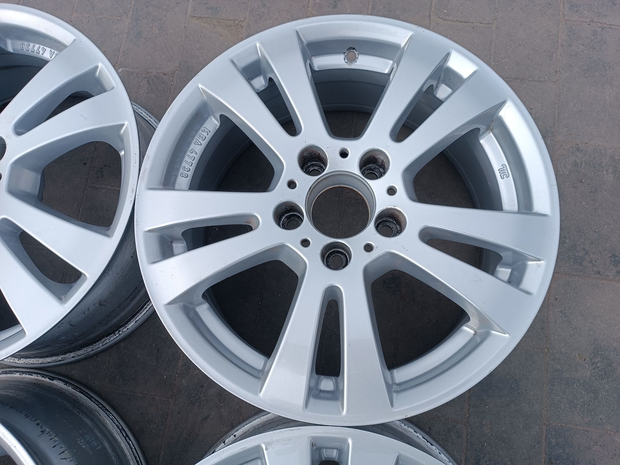 Felgi Alu Audi A4 A6 VW Mercedes C E 5x112 ET38 7J16