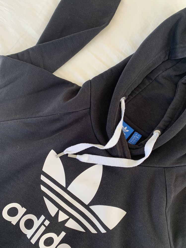 sweatshirt adidas preta