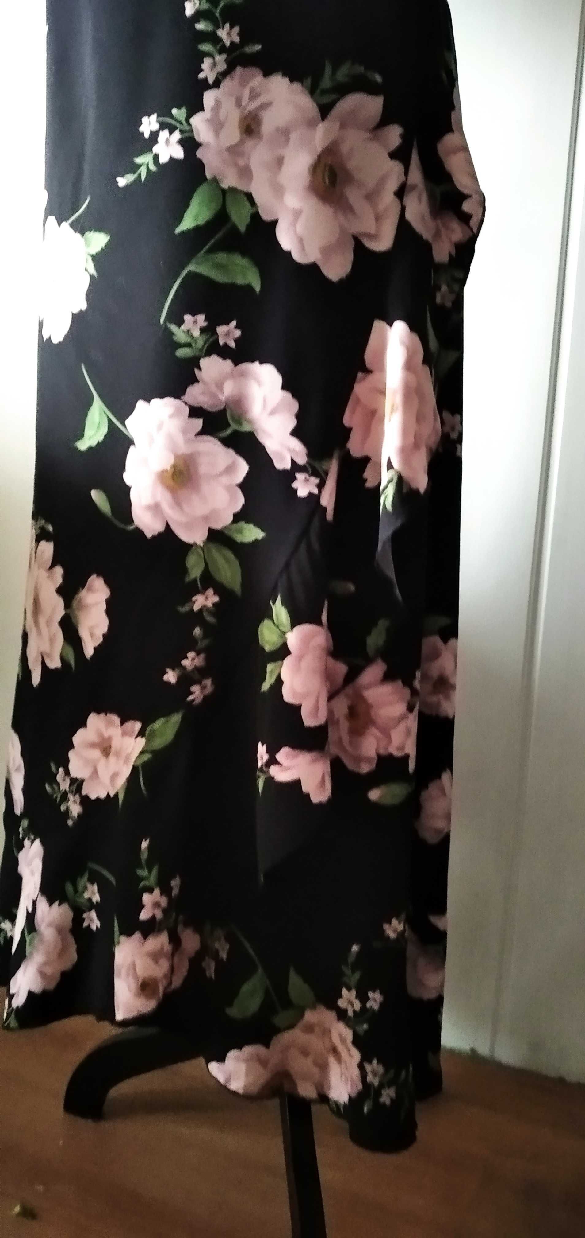 Sukienka wzór kwiatowy XXL