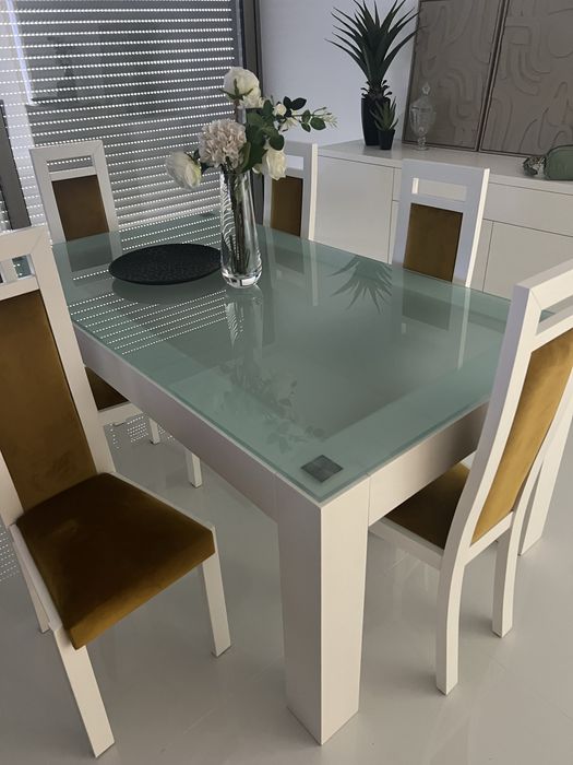 Mesa de jantar  6 pessoas