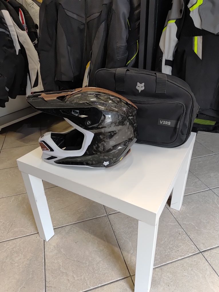 Kask FOX V3 RS  Optical cross enduro czarno biały mips rozmiar S