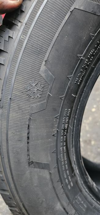 Opona 235/65 R16c