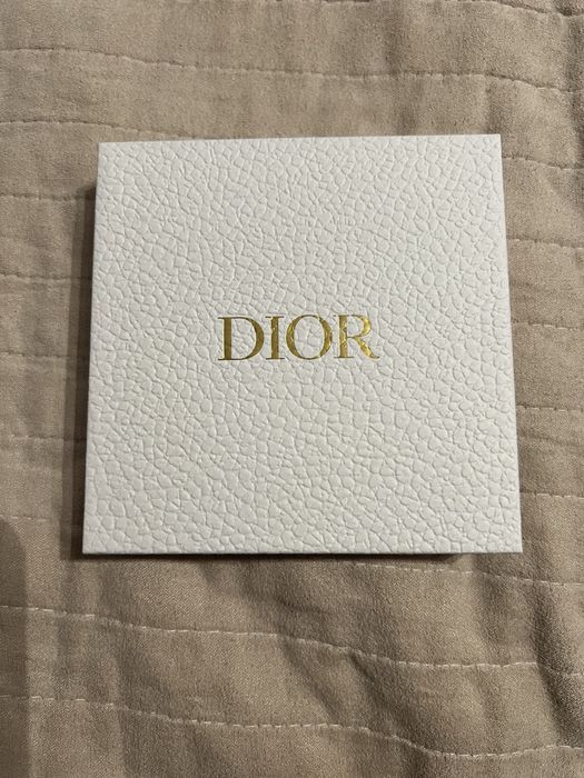 Lusterko kieszonkowe Dior Beauty