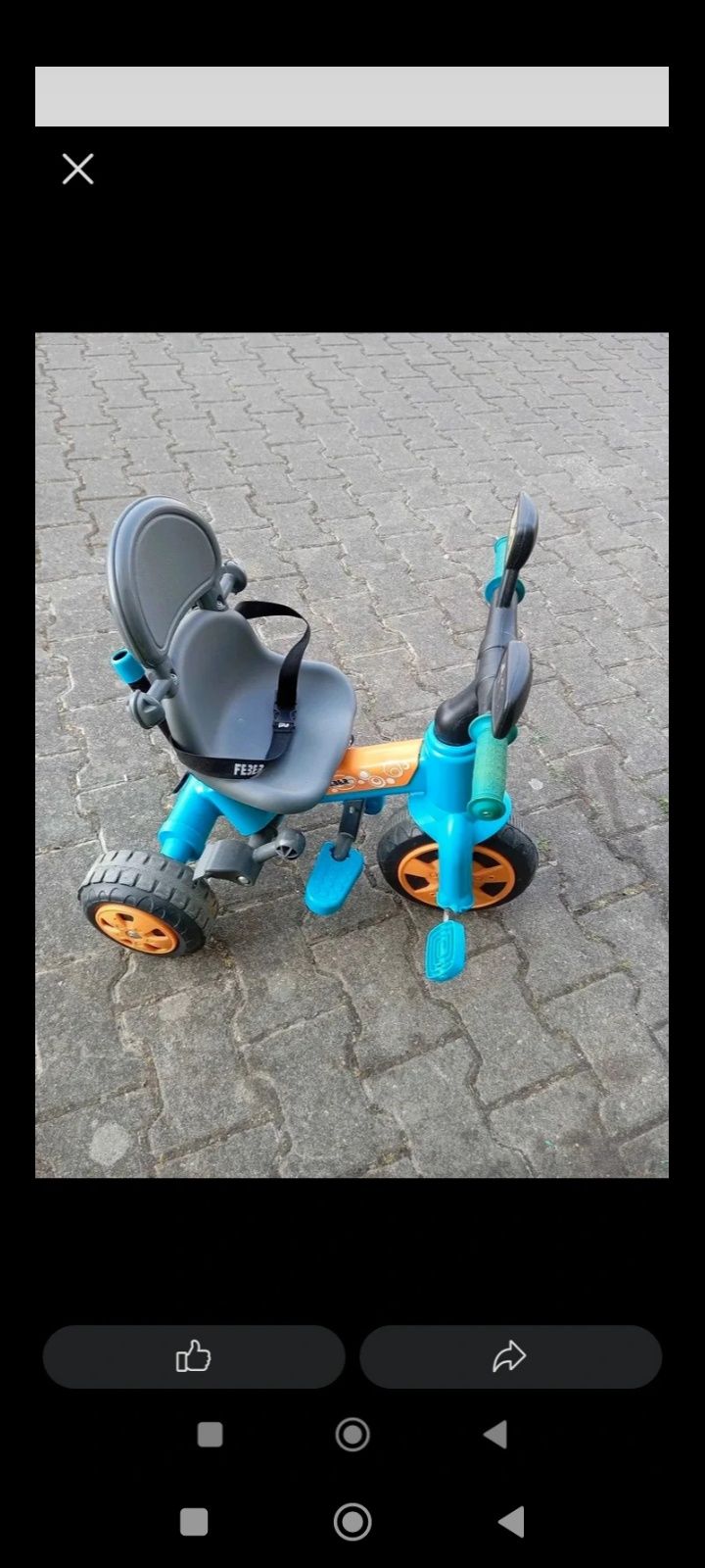 Triciclo Feber Baby Plus Music Azul. 

É um triciclo evolutivo, adequa
