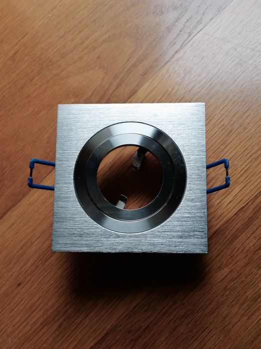 Molduras quadradas para focos de encastar