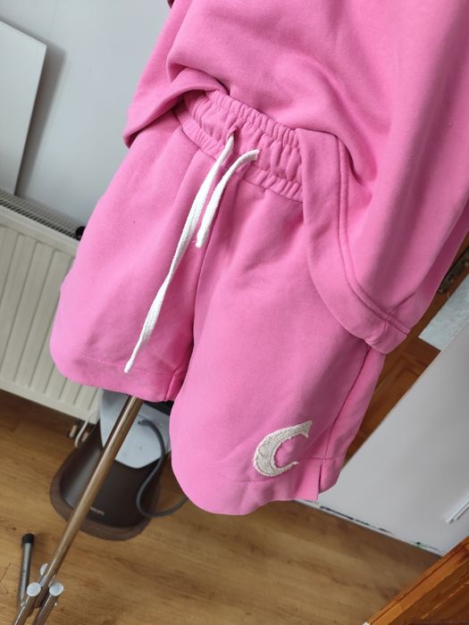 Różowy komplet dresowy szorty cocomore dres